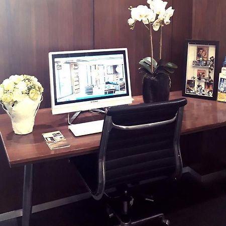 Art Hotel Eiffel Paris Bagian luar foto