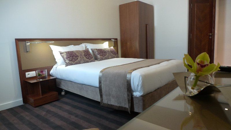 Art Hotel Eiffel Paris Bagian luar foto