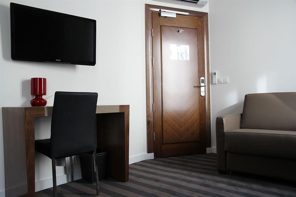 Art Hotel Eiffel Paris Bagian luar foto