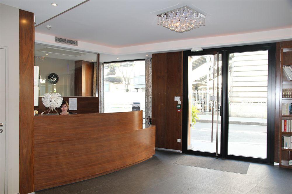 Art Hotel Eiffel Paris Bagian luar foto