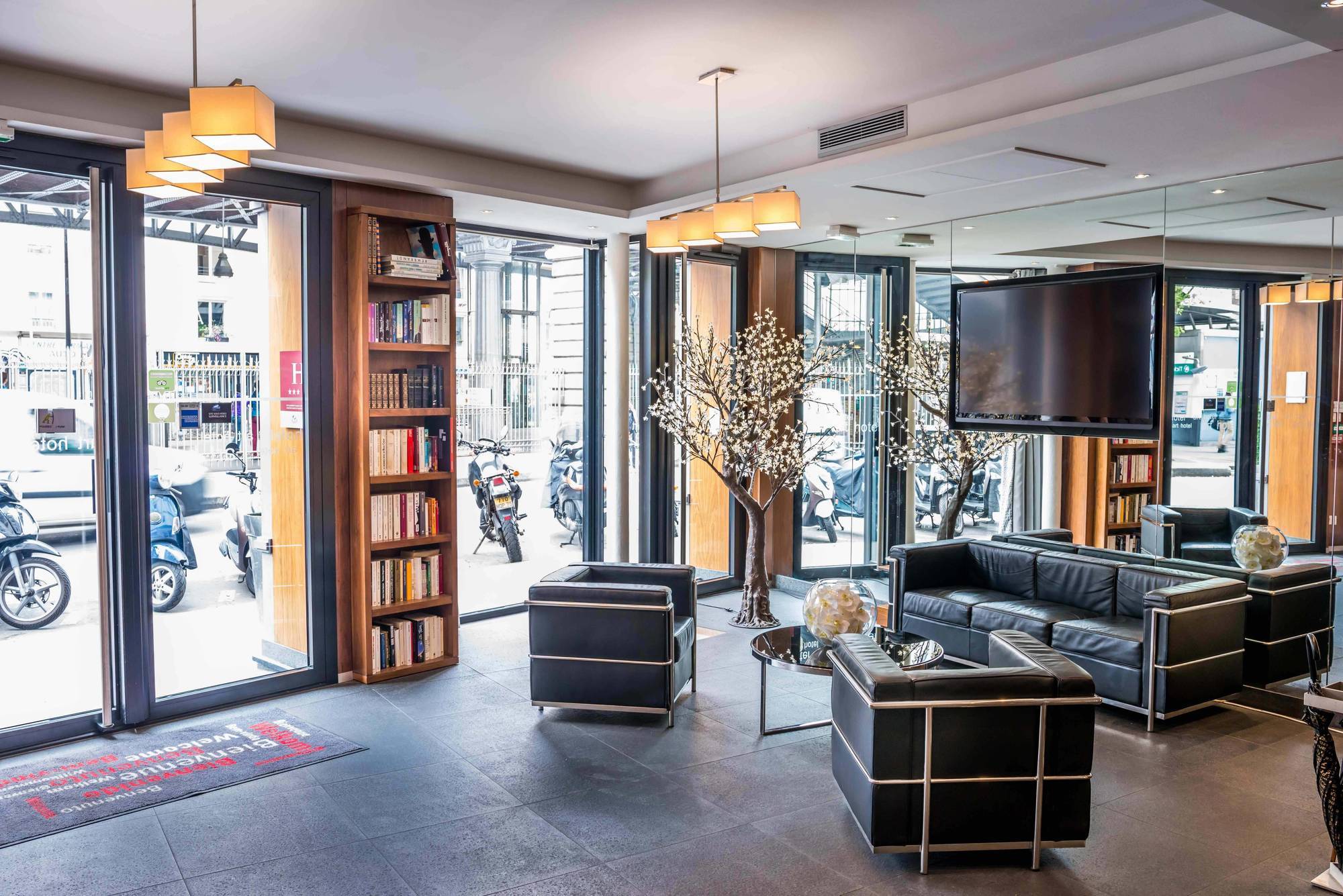 Art Hotel Eiffel Paris Bagian luar foto